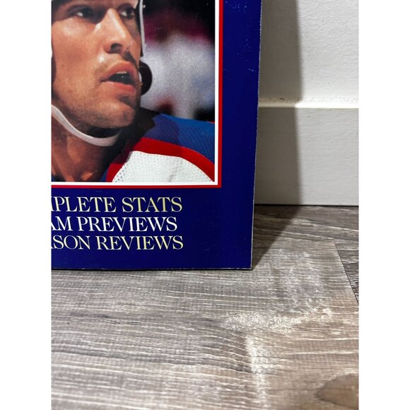 1991 NHL Yearbook Mark Messier Edmonton Oilers Cover Hockey Paperback - Picture 3 of 6